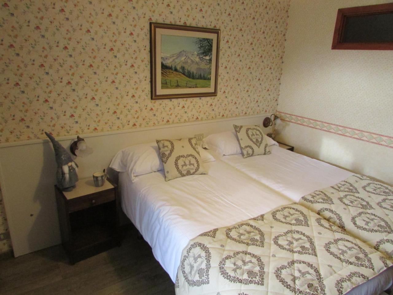 Hotel Meuble Meridiana ヴァルトゥルナンシュ エクステリア 写真