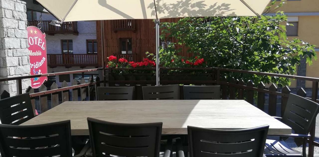 Hotel Meuble Meridiana ヴァルトゥルナンシュ エクステリア 写真
